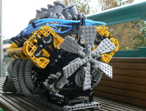 moteur V8 32 soupapes Lego
