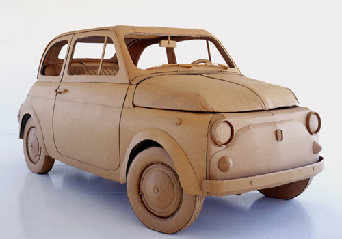voiture en carton
