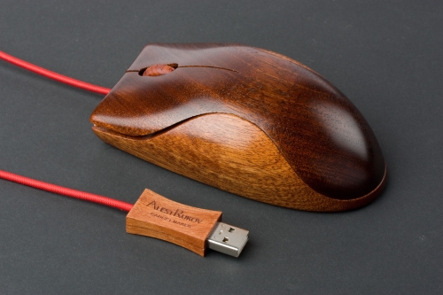 Souris en bois