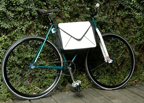 Sac Messenger Bag