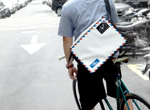 Sac Messenger Bag