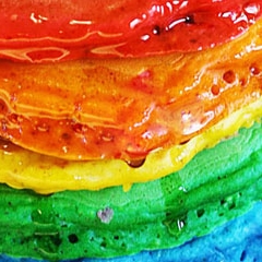 Pancakes arc-en-ciel