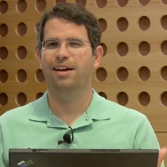 Offrir à Matt Cutts de jolis T-Shirts