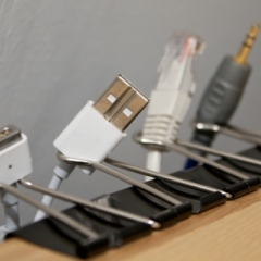 Photo : Ranger ses câbles USB