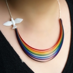 Photo : Collier Arc-en-ciel