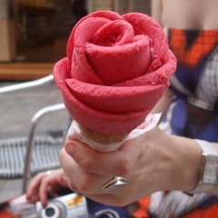 Fleur glacée ou glace fleurie ? #miam