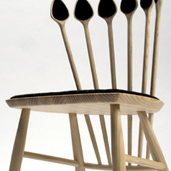 Chaise cuillers en bois