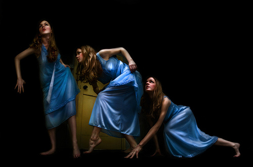 3 clones ... If only I could touch her cloak