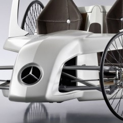 Photo : Mercedes F-CELL Roadster