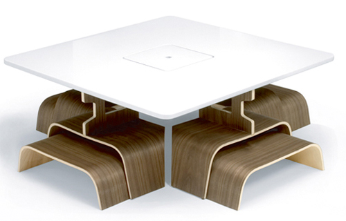 table et quatre chaises