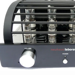 Photo : Ampli Neuhaus T-2 Amplifier