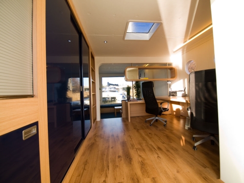 photo du bureau flottant