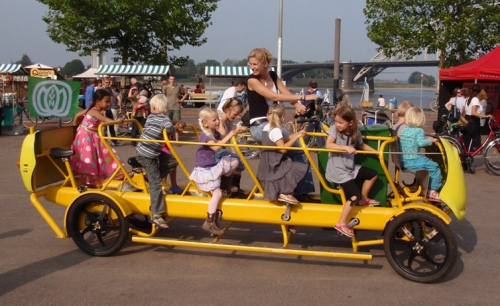 bus scolaire à pédales