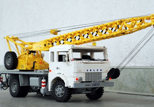 un camion en Legos