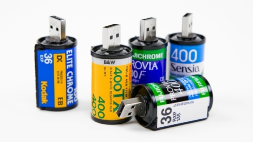 photo des clés USB en forme de pellicules photographiques