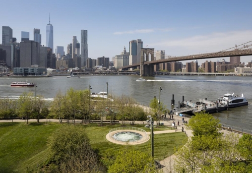 Photo de Descencion à NYC de Anish Kapoor