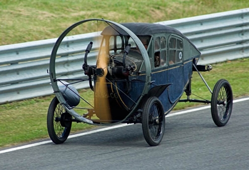 Photo Hélica la voiture de Marcel LEYAT