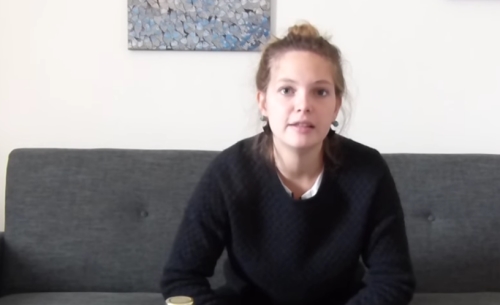 Nina, journaliste politique en tournée en France pour les présidentielles 2017