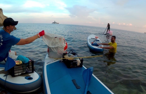 Paddle Cleaners nettoie la Méditerranée