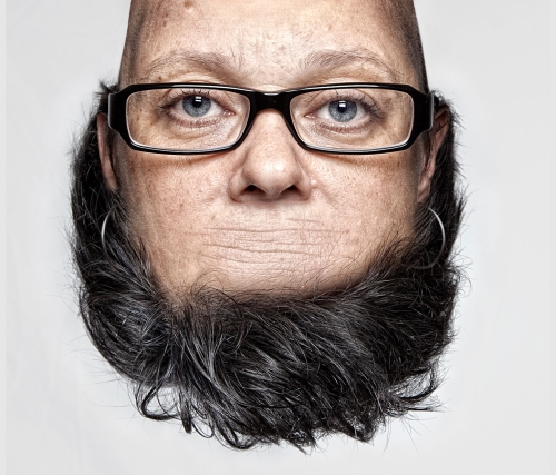 portrait photo de la série Head on top