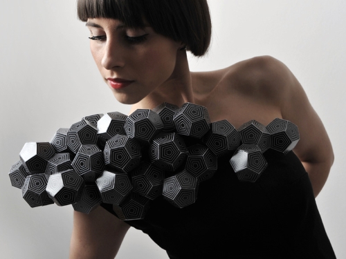 robe origami par Amila Hrustic