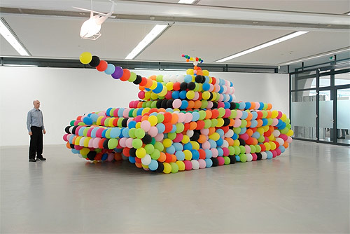 photo du tank en ballons