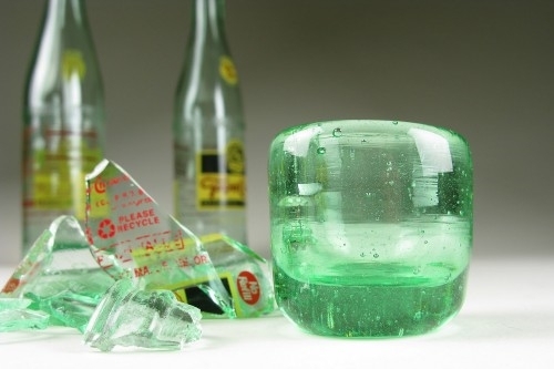 photo du verre en plastique recyclé