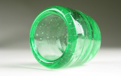 photo du verre en plastique recyclé